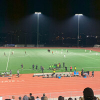 学校のサッカーの試合_ゴール直後