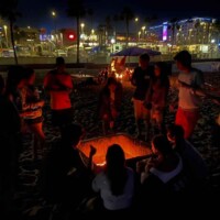 JSAでbonfire partyを開きました。マシュマロとソーセージを焼きました