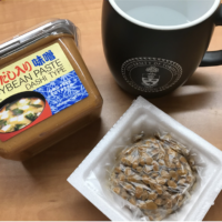免疫力アップのために、毎朝お味噌汁と納豆を欠かさず食べていました!材料はアジアンマーケットで買っています。